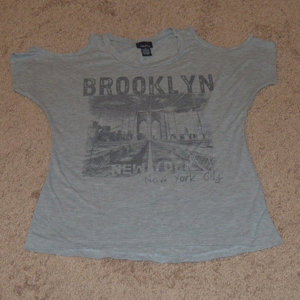 Cut Out Shoulder T-Shirt